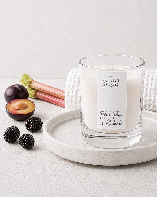 Black Plum & Rhubarb Candle 220g